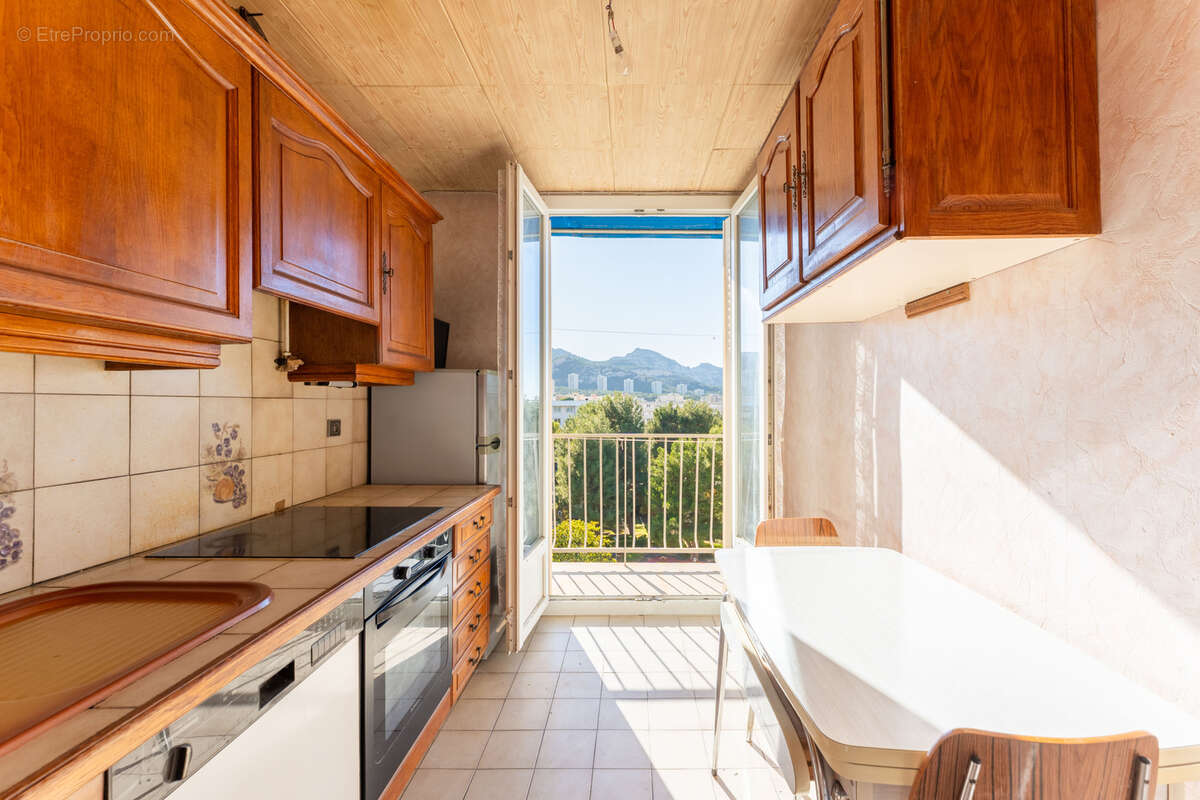 Appartement à MARSEILLE-9E