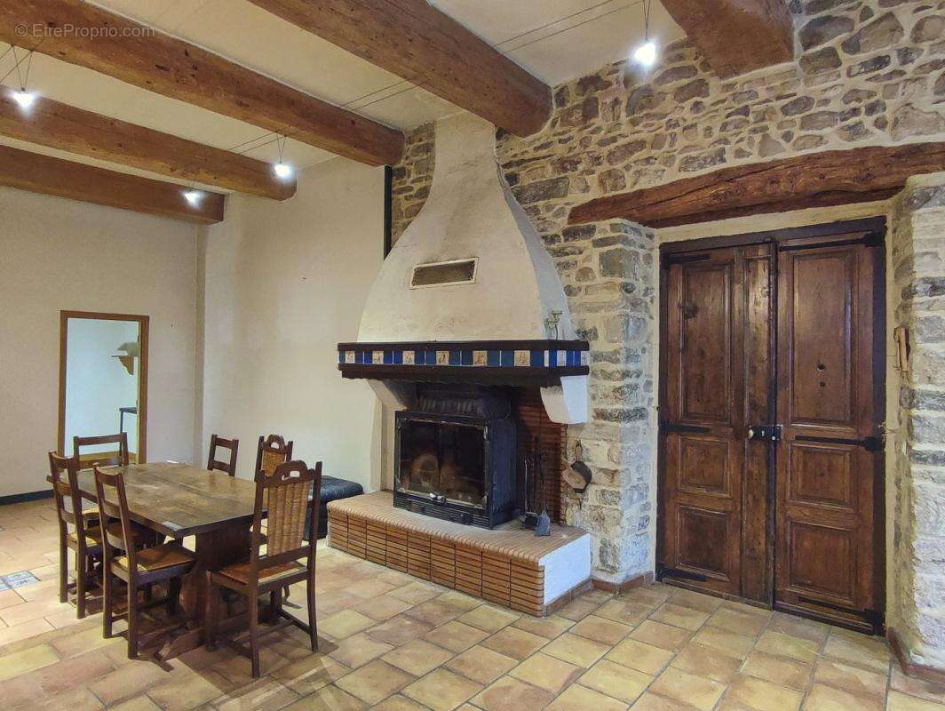 Maison à SAINT-NAZAIRE-DES-GARDIES