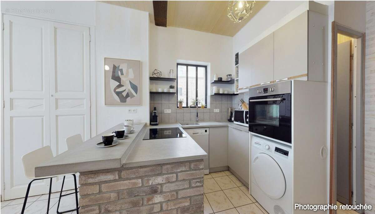 Commerce à VILLENEUVE-SUR-YONNE