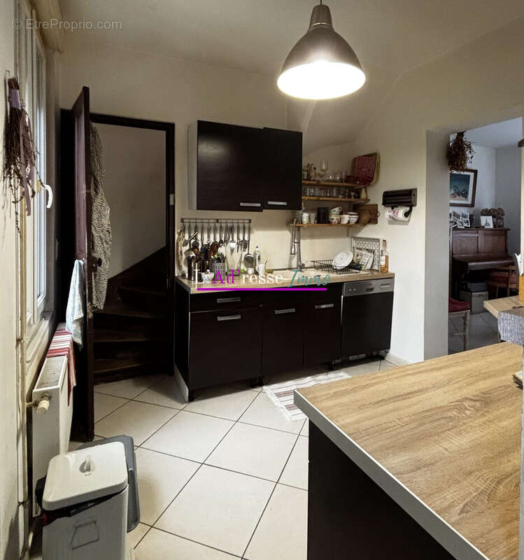 Maison à CROISILLES