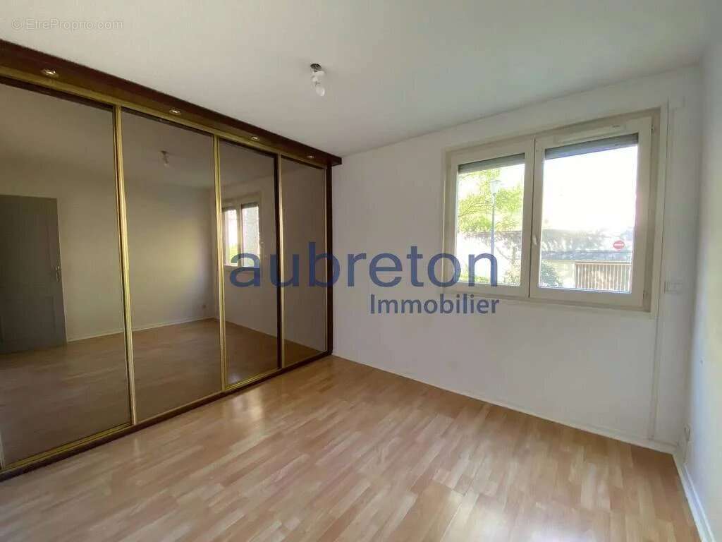 Appartement à SEYSSINET-PARISET