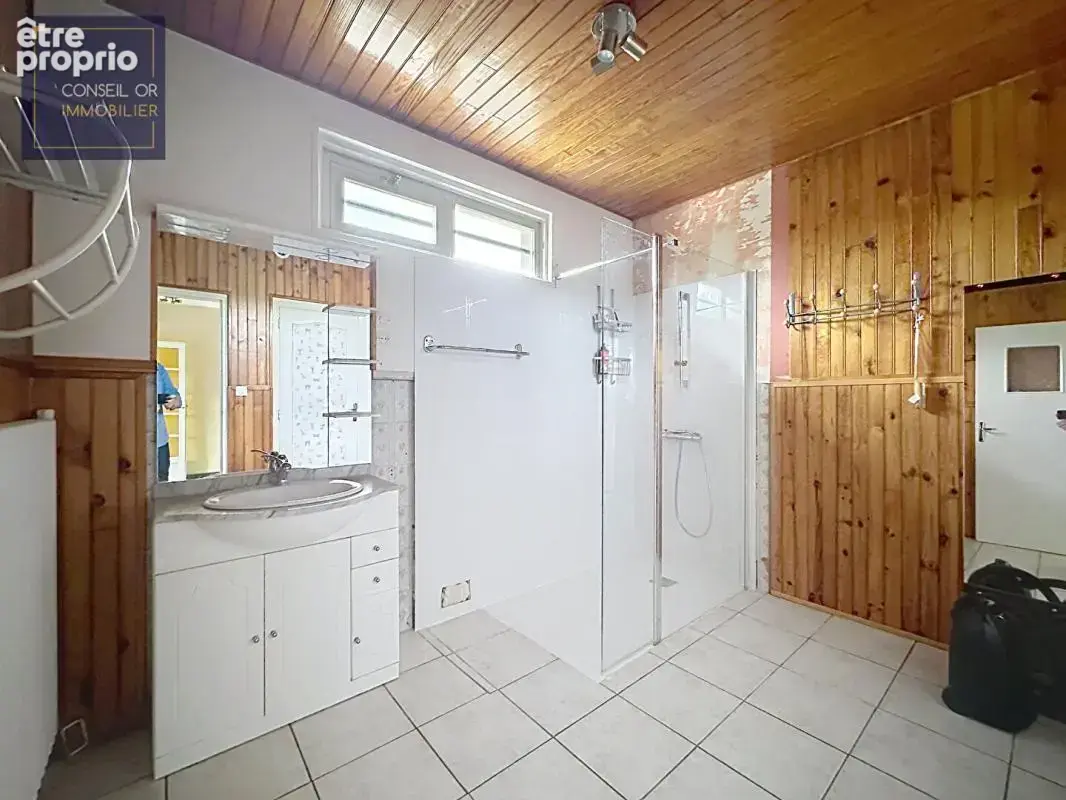 Maison  6 pièces 117 m²  à 5 mn à pied du métro - photo 16