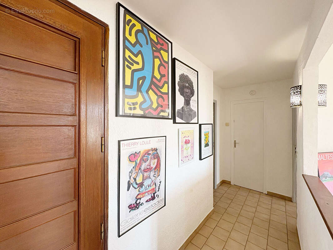 Appartement à HYERES