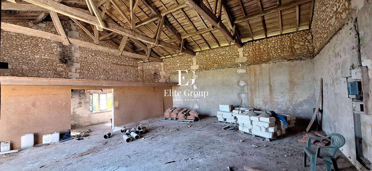 Maison à SAINT-PRIVAT-DES-PRES