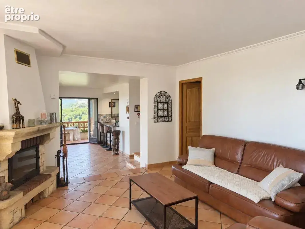 Saint-Martin-du-Var//Maison 5Pièces//140 mM² - photo 27