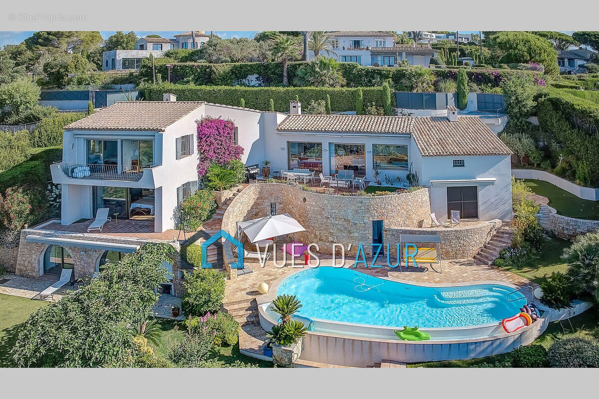 Maison à VALLAURIS
