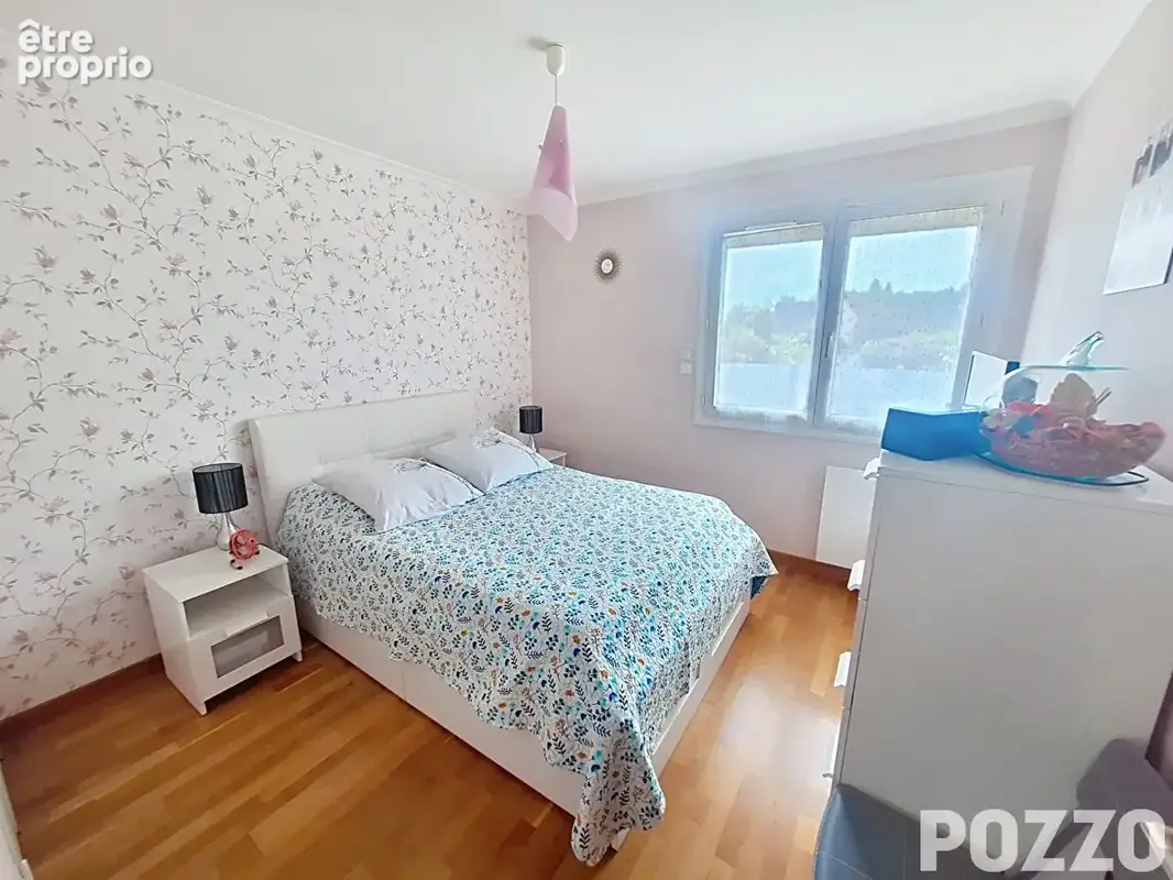 Jolie maison de plain-pied surélevée offrant un cadre de vie pratique et chaleureux. - photo 8