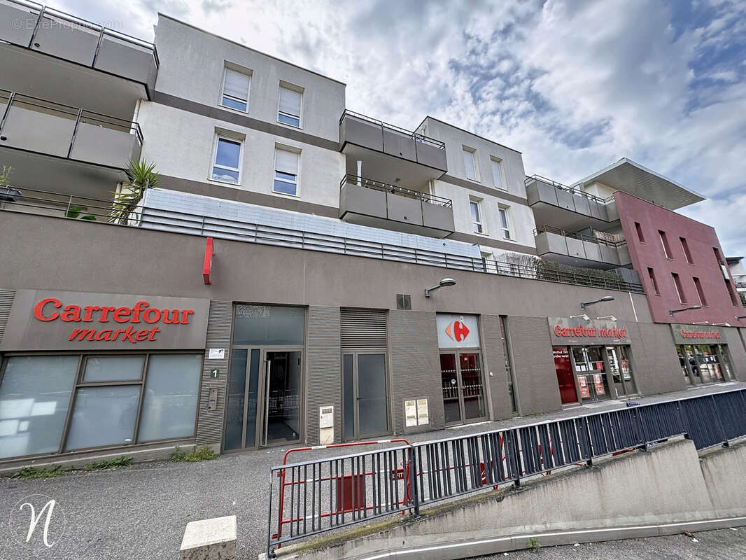 Appartement à OULLINS