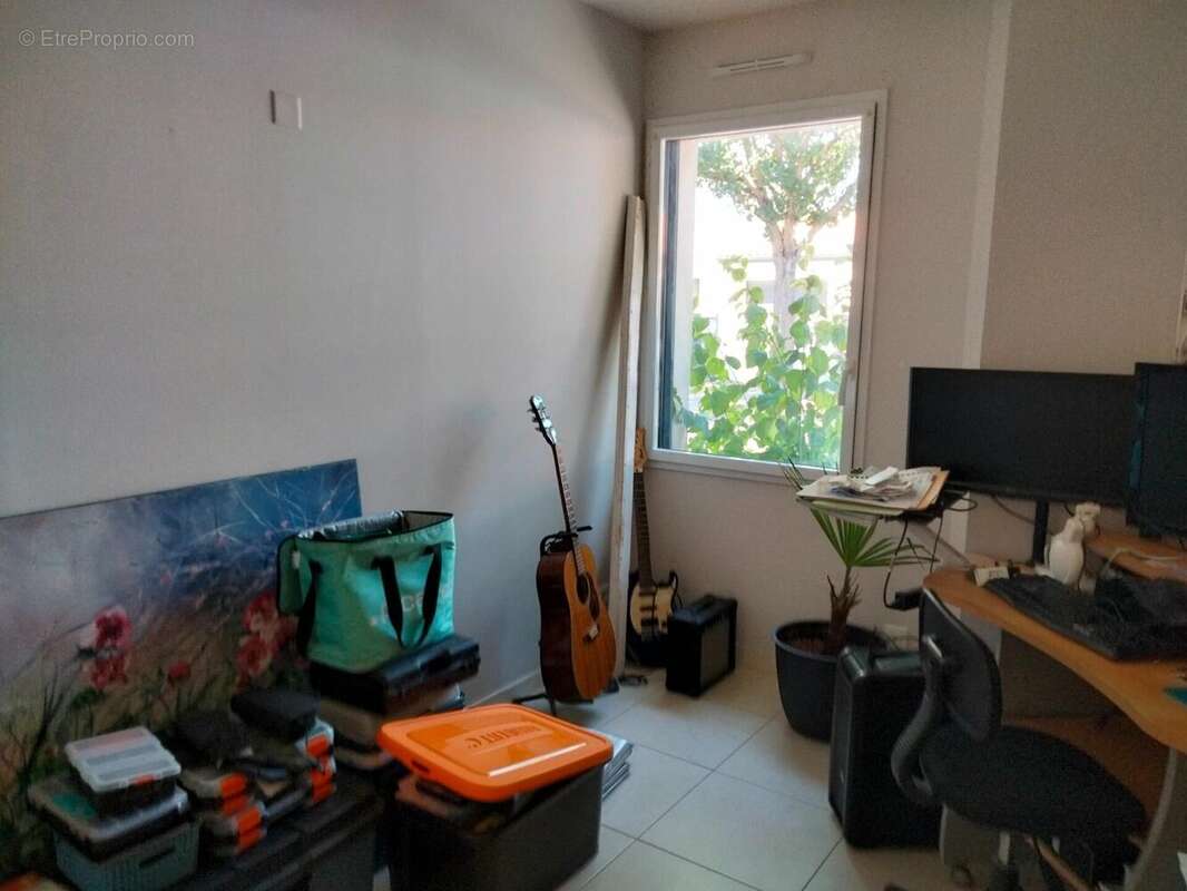 Photo 7