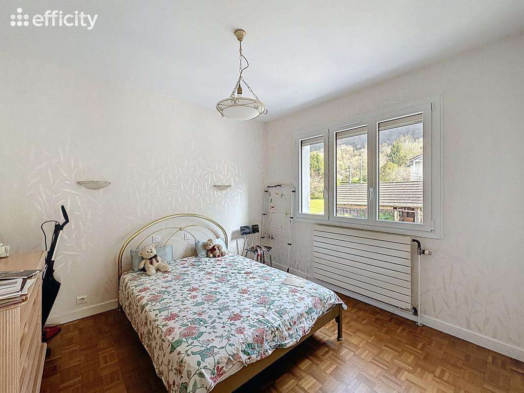 Maison à SAINT-QUENTIN-SUR-ISERE