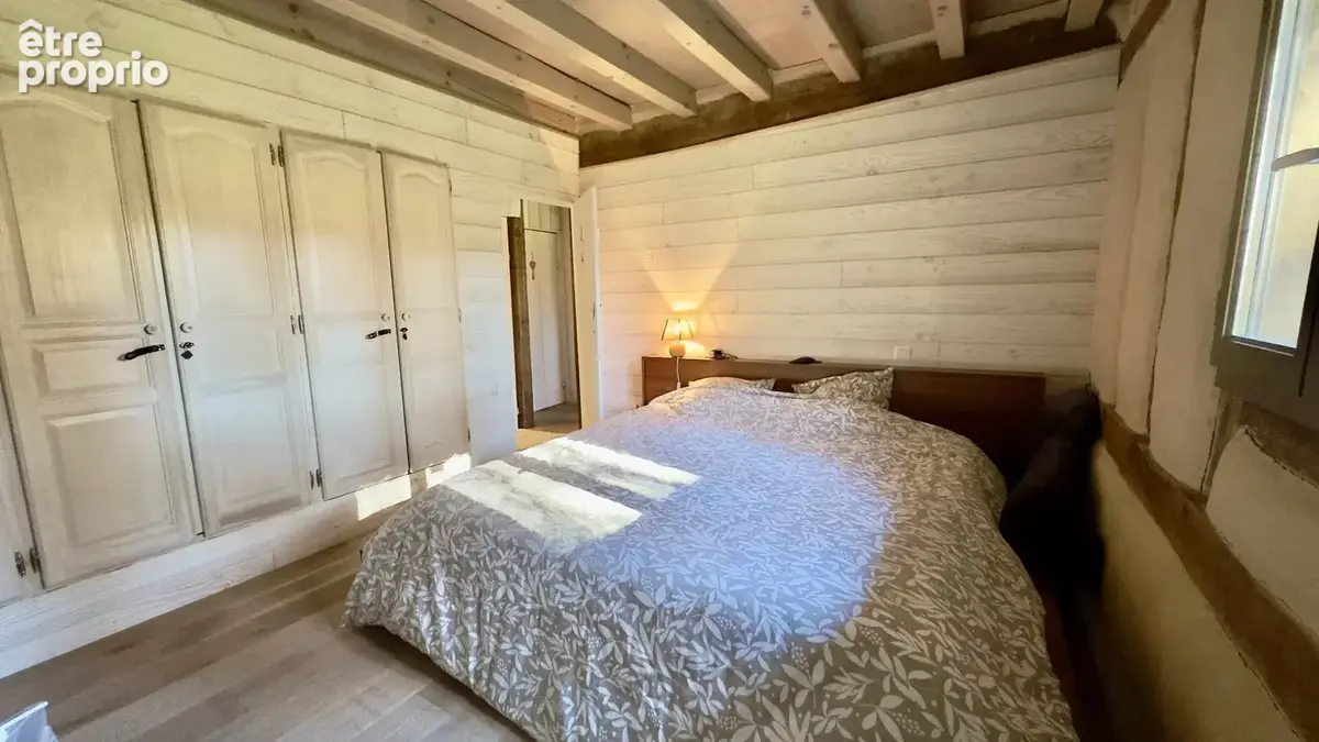 Maison de caractère avec piscine sur environ 2 hectares - photo 9
