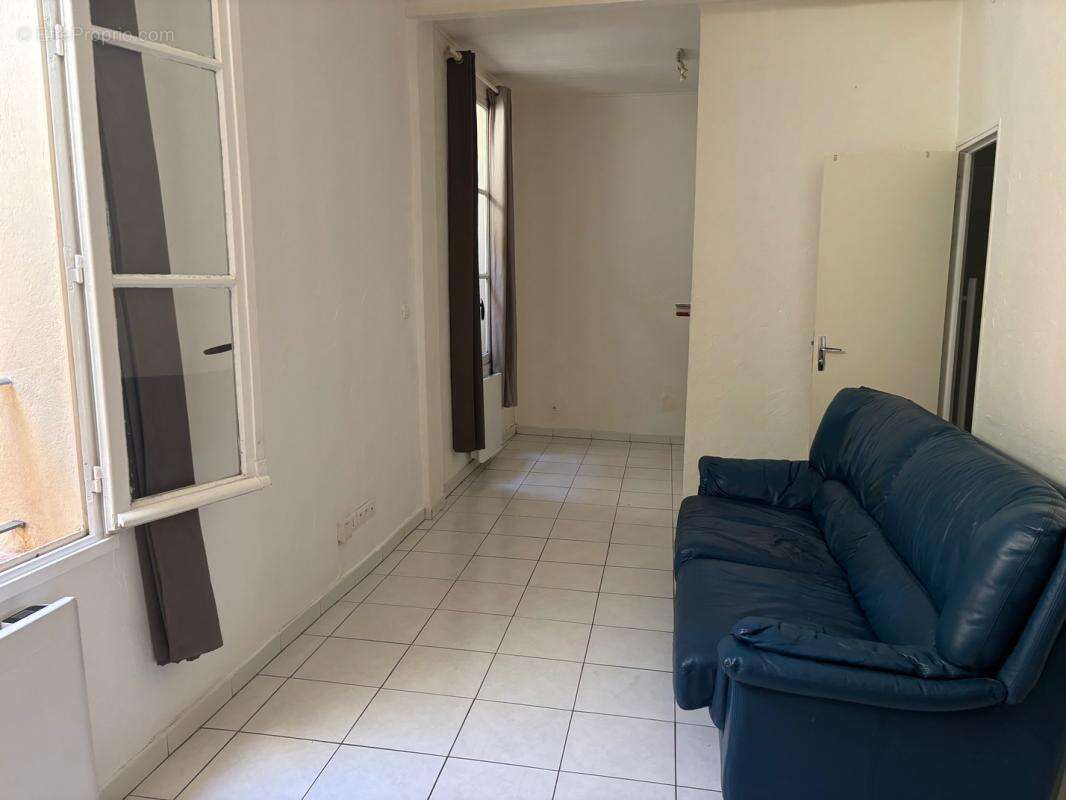 Appartement à HYERES