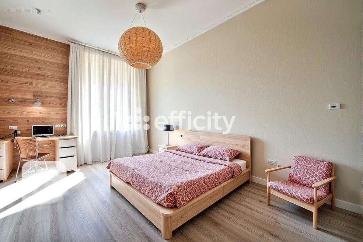 Appartement à EPINAY-SUR-SEINE