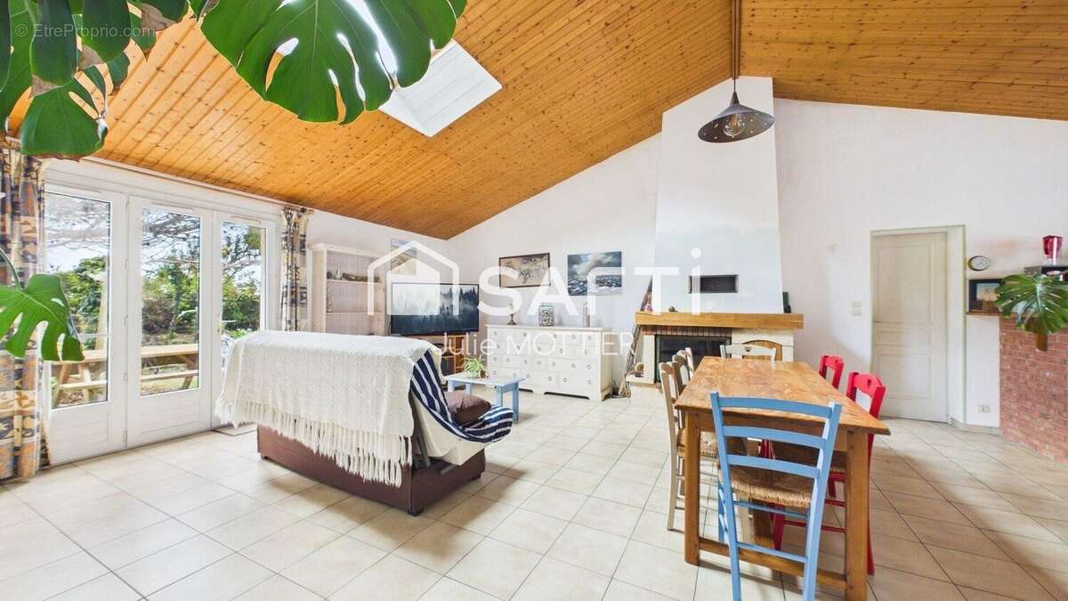 Photo 3 - Maison à SAINT-CLEMENT-DES-BALEINES