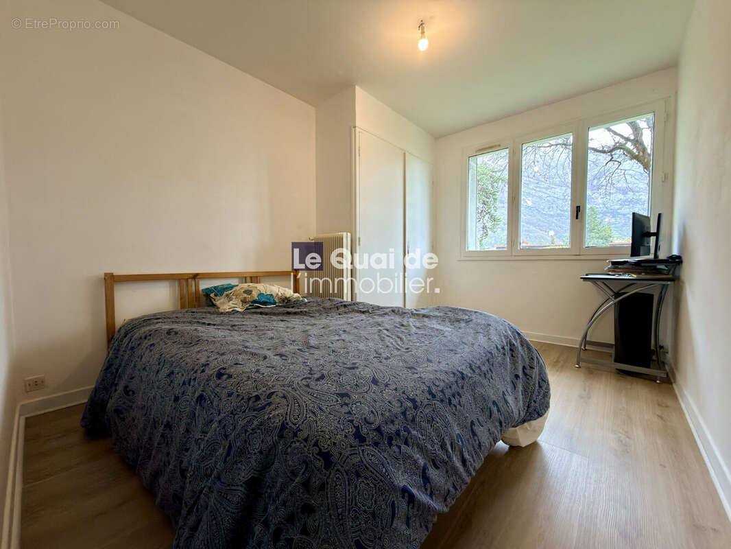 Appartement à SAINT-EGREVE