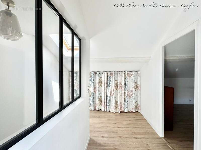 RIOM - EXCLUSIVITÉ – Maison de ville de caractère P6 entièrement rénovée avec jardin, abri et cave - photo 21