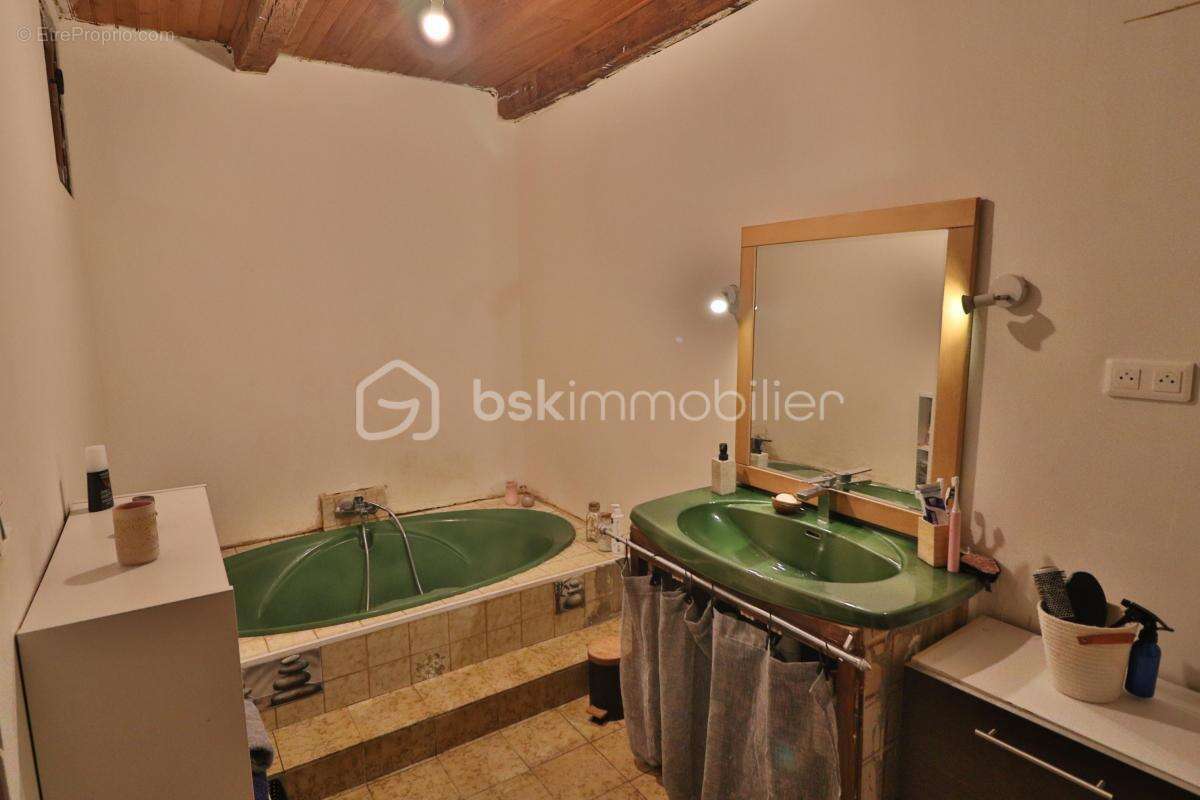 Maison de village 111m², 3 chambres, garage - photo 5