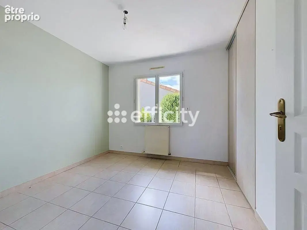 Maison 172 m² à La Seguiniere  - photo 5