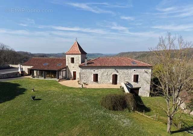 Maison à CASTELLA