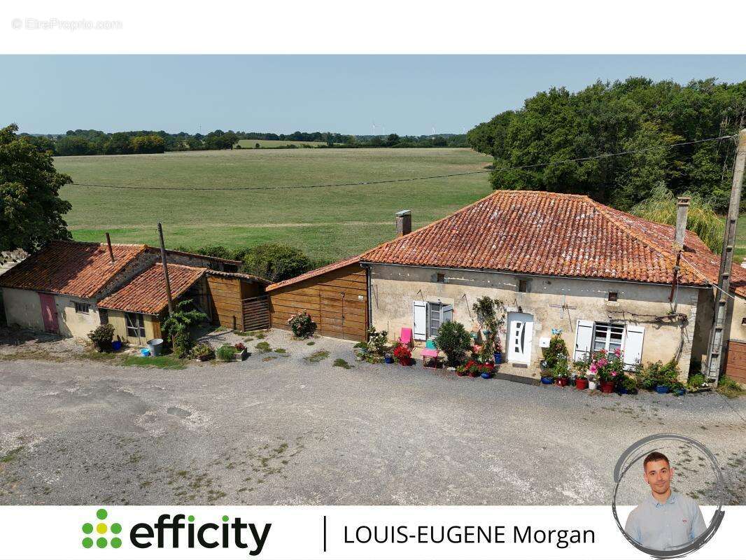 Maison à CHARROUX