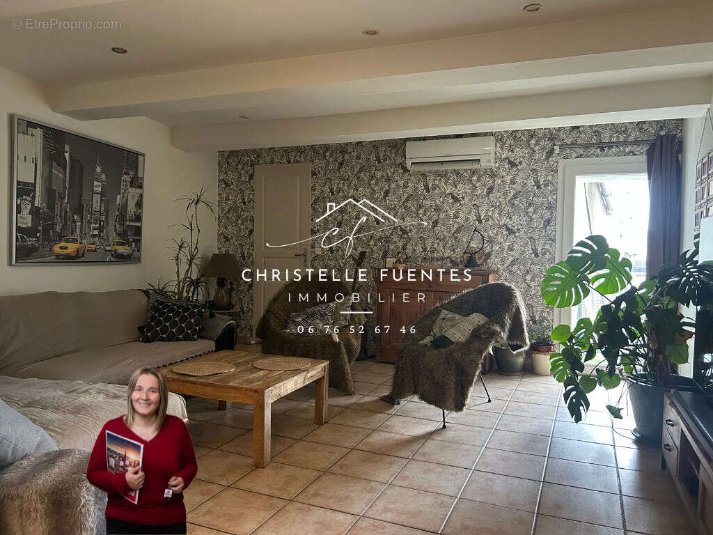 Appartement à POUSSAN