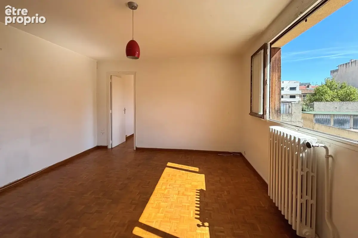 Photo Appartement à Marseille-5e au prix de 150 000€