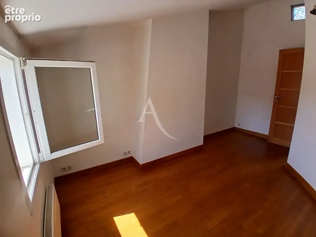 Appartement Saintes 3 pièce(s) 66.50 m2 - photo 13