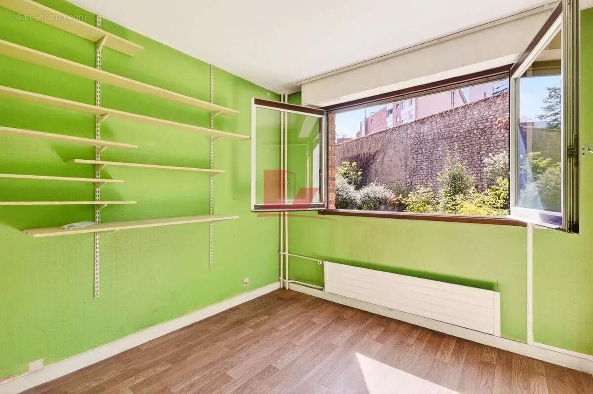 Appartement à ISSY-LES-MOULINEAUX