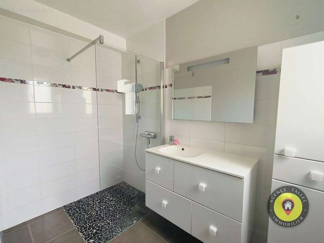 Maison à PLOUER-SUR-RANCE