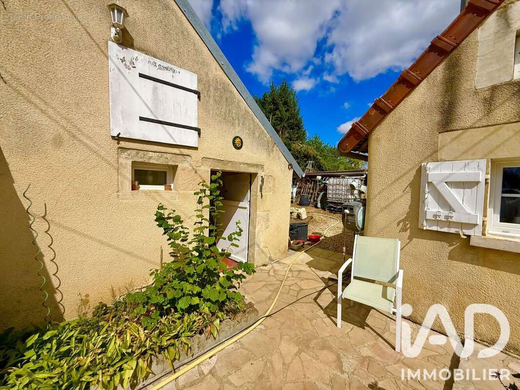 Maison 100 m² à Donzy  - photo 8
