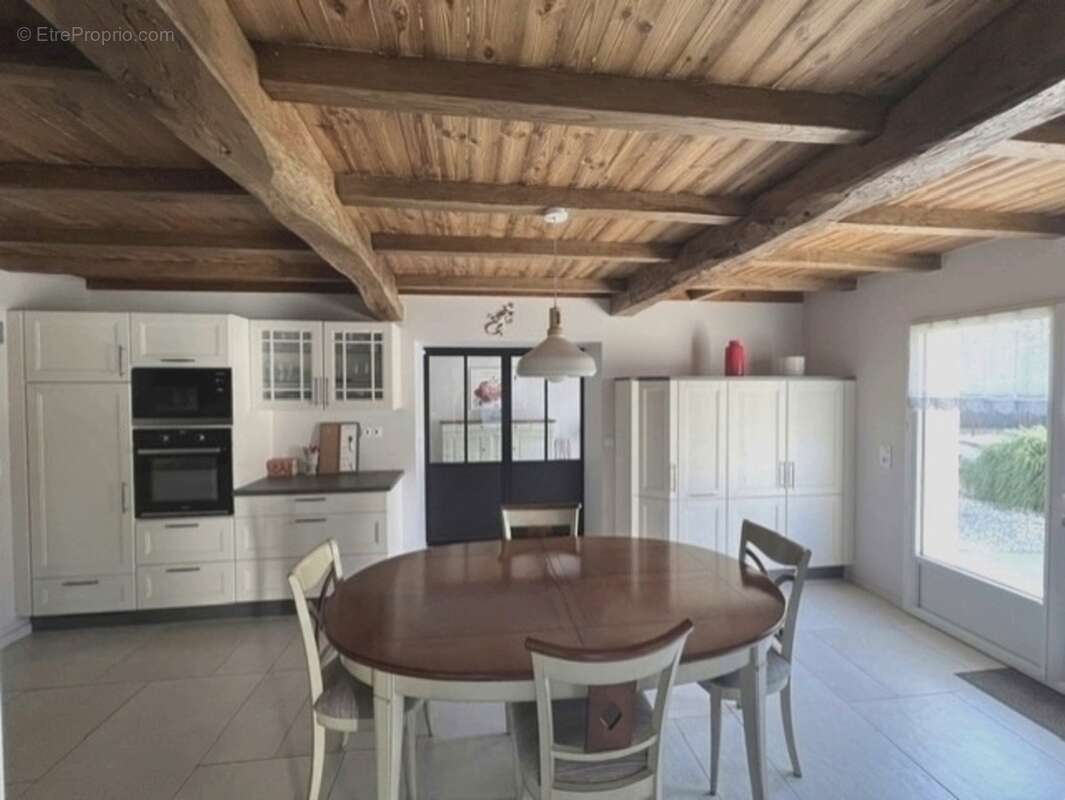 Maison à vendre saint georges des coteaux (17) - photo 2