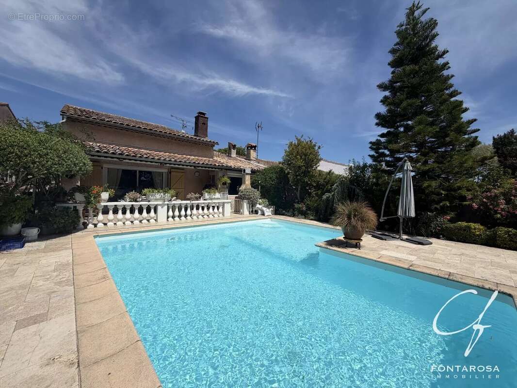 Maison à PUGET-SUR-ARGENS