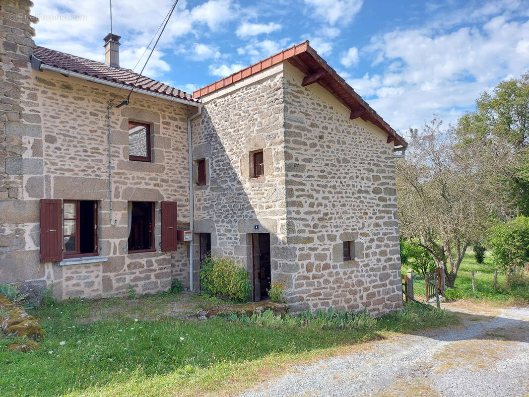 Maison à BESSINES-SUR-GARTEMPE