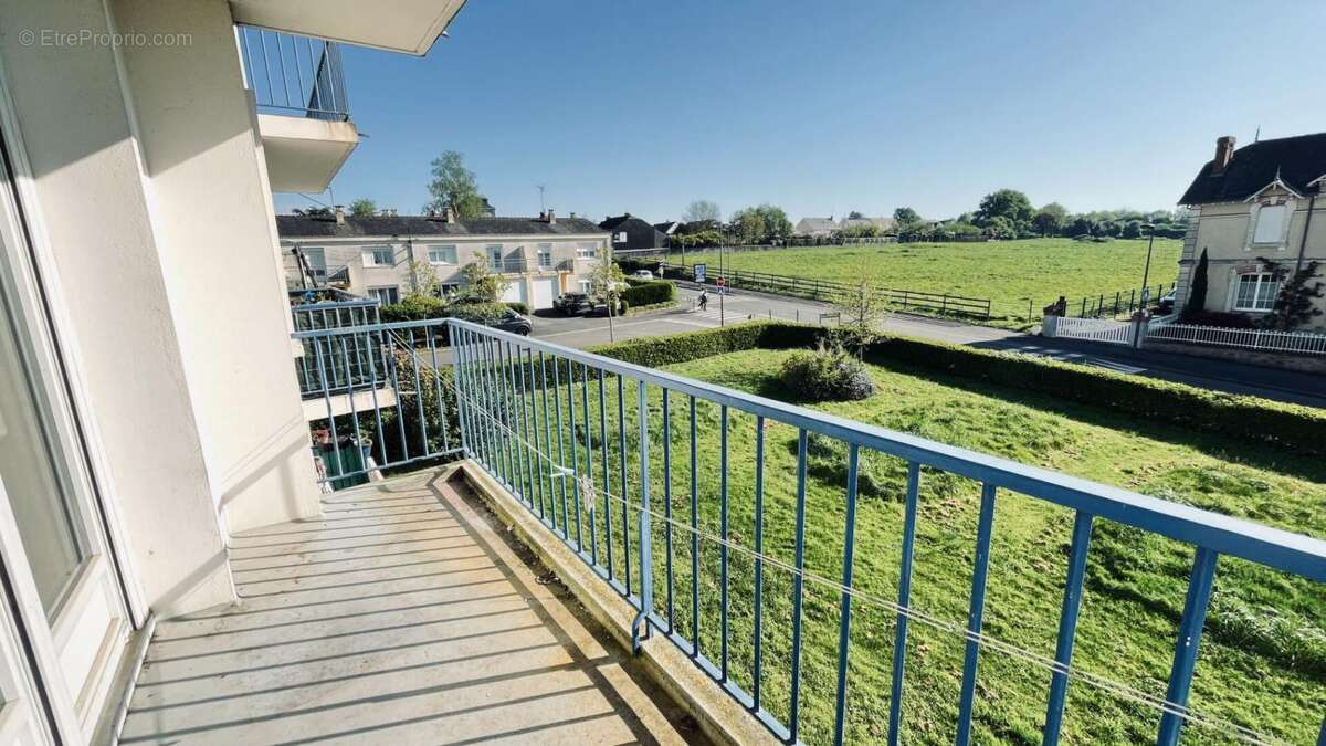 Appartement à SEGRE