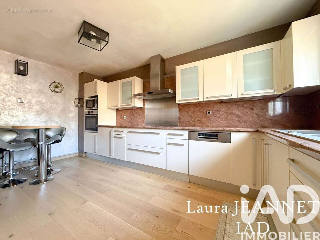 Photo 3 - Maison à VAUREAL