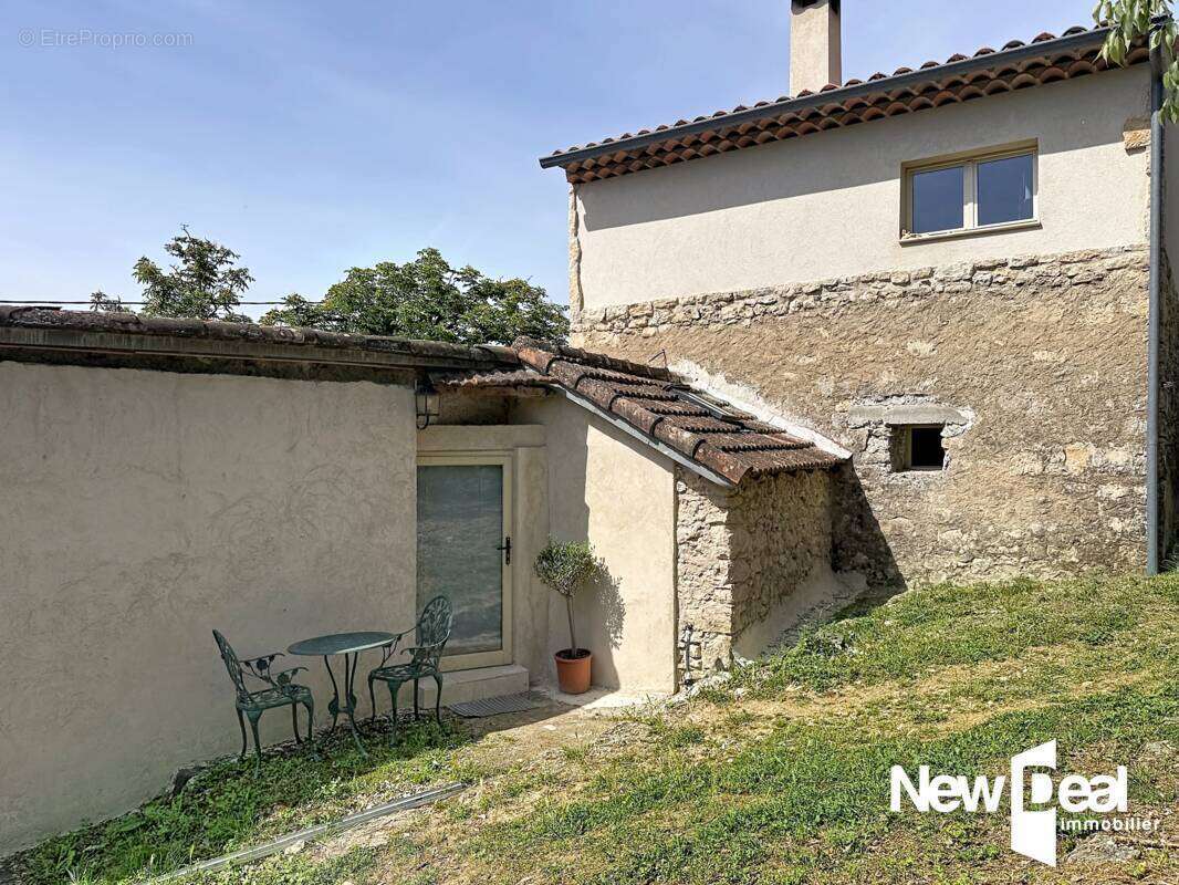 Maison à MONTAUROUX