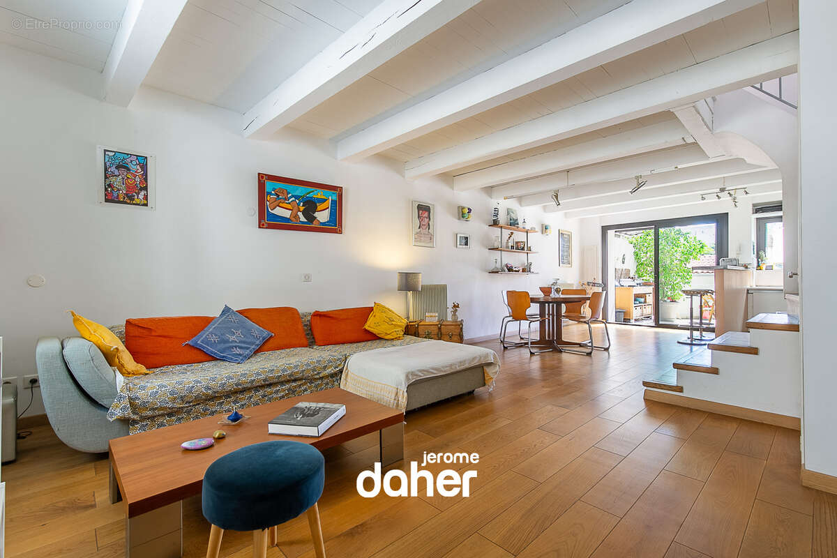 Maison à MARSEILLE-6E