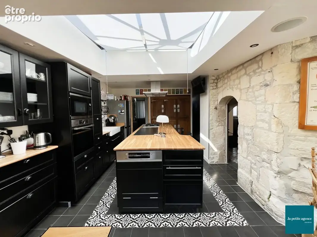 Maison 10 pièces 222 m² à vendre à Caen (14000) - photo 6