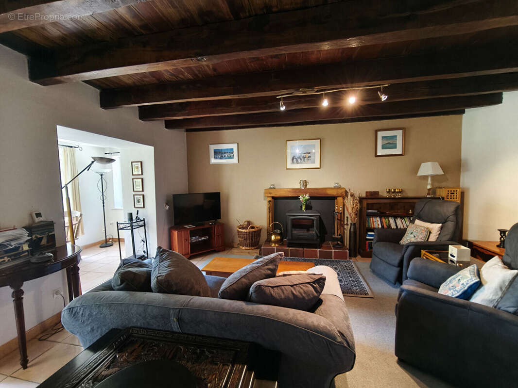 Maison à SAINTE-BRIGITTE
