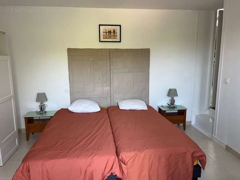 Maison à CRICQUEBOEUF