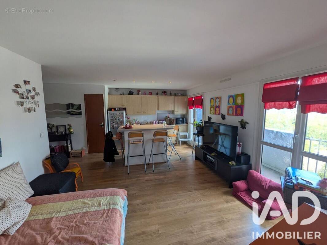 Photo 1 - Appartement à SAINT-OUEN-L'AUMONE