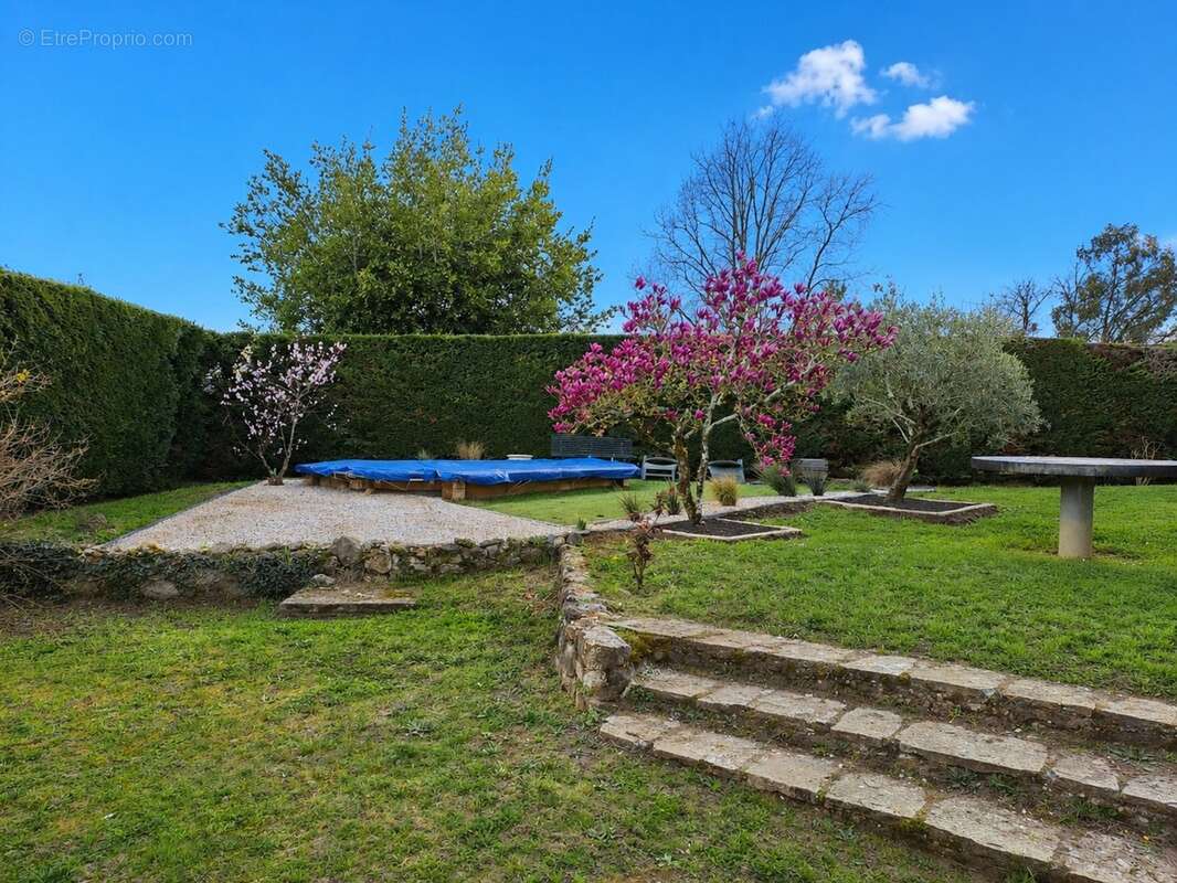 Maison familiale 190m2 - 7 pièces - avec piscine - photo 12