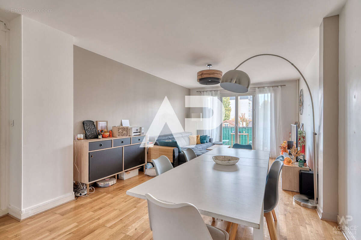 Appartement à RUEIL-MALMAISON