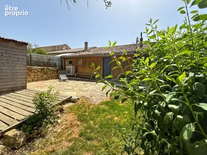 Non loin de FLEURANCE, village avec écoles, maison de charme habitable de plain pied avec jardin - photo 11