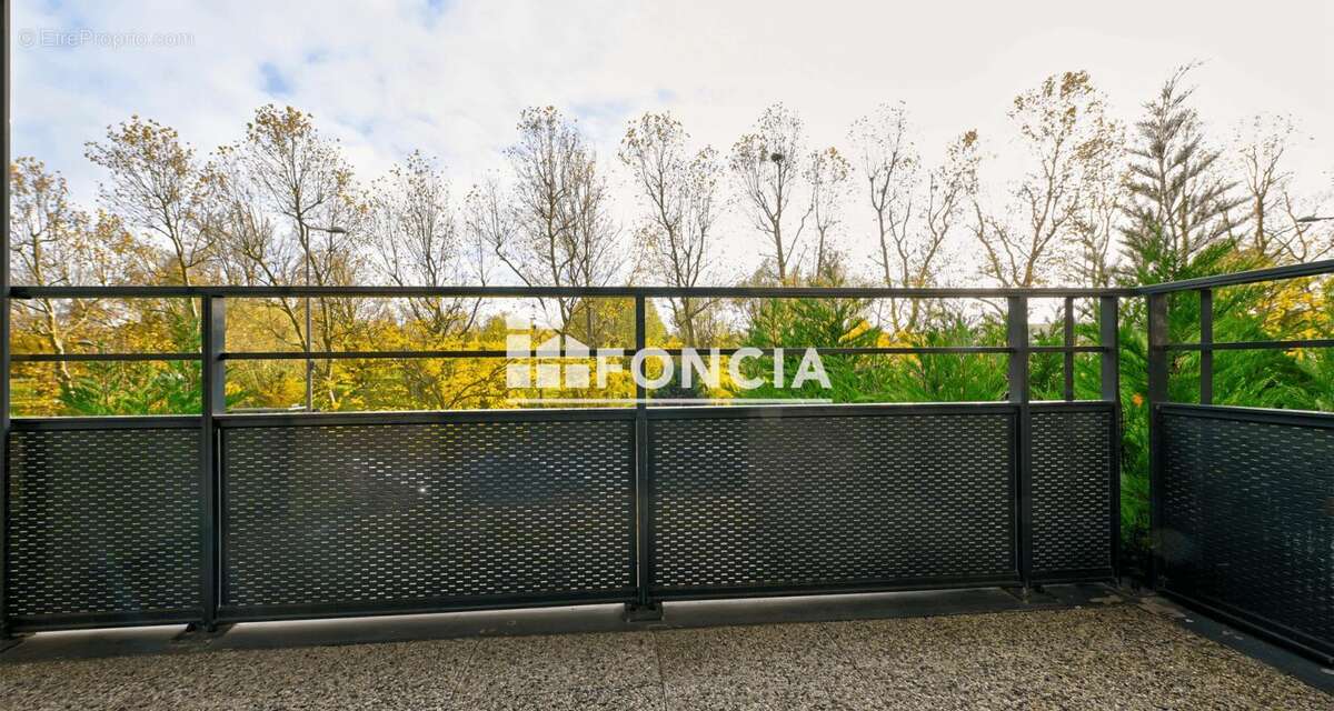 Appartement à SAINT-CYR-L&#039;ECOLE