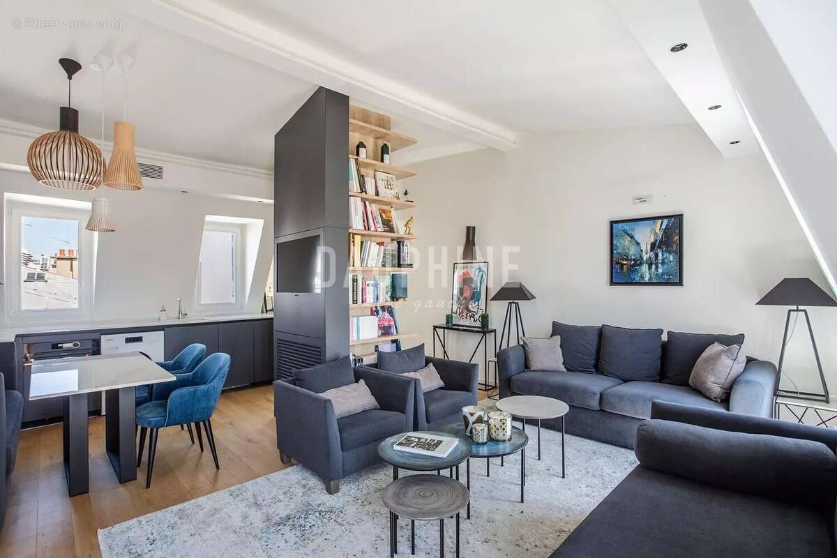 Appartement à PARIS-7E
