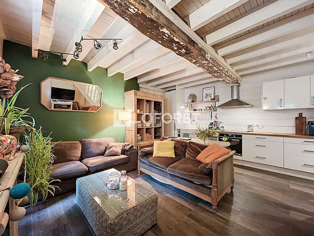 Appartement à BORDEAUX