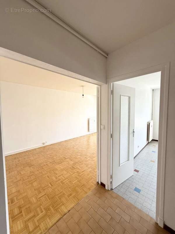 Appartement à MEYLAN