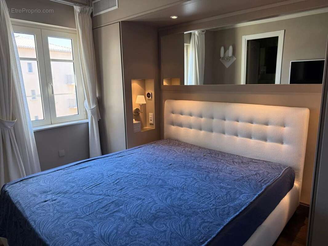 Appartement à SAINT-TROPEZ