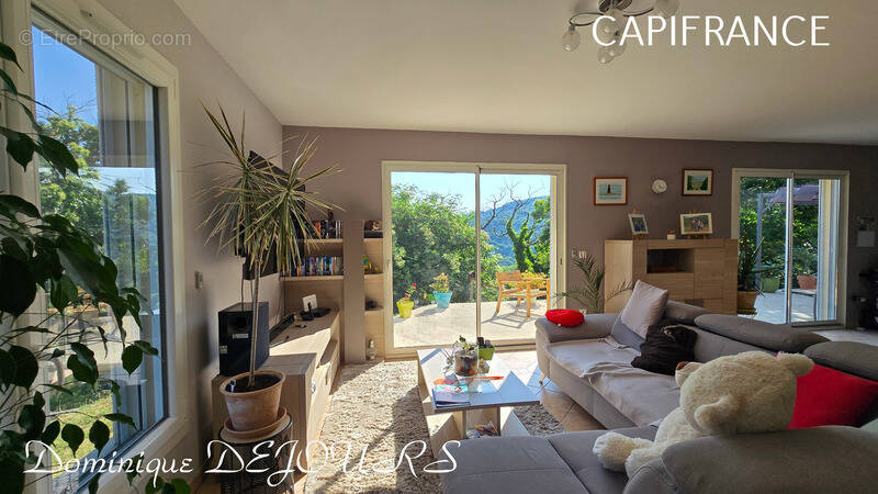 En Ardèche, à Issamoulenc - Maison de plain-pied avec vue dégagée sur la nature luxuriante - grand séjour - 4 chambres - photo 3